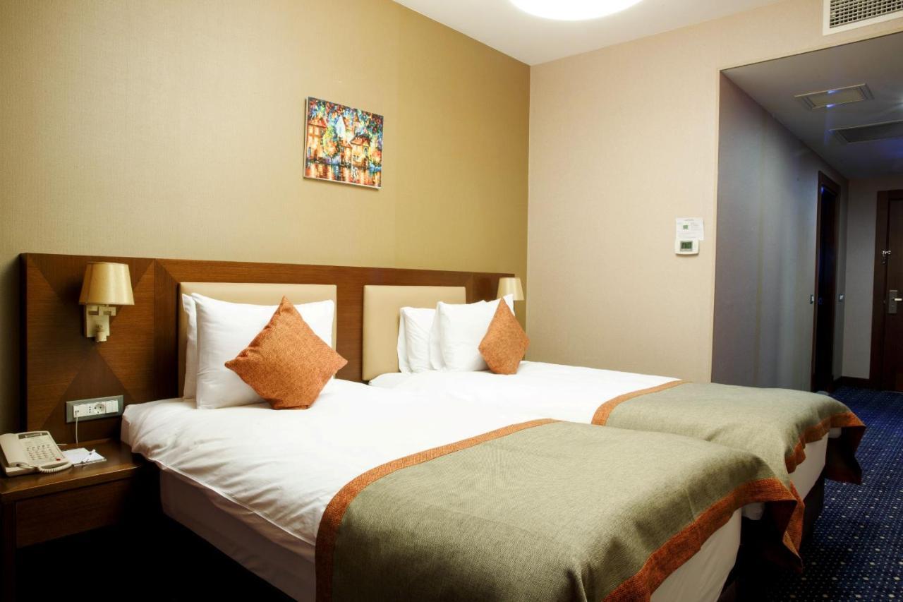 Parkside Hotel & Apartments Baky Esterno foto