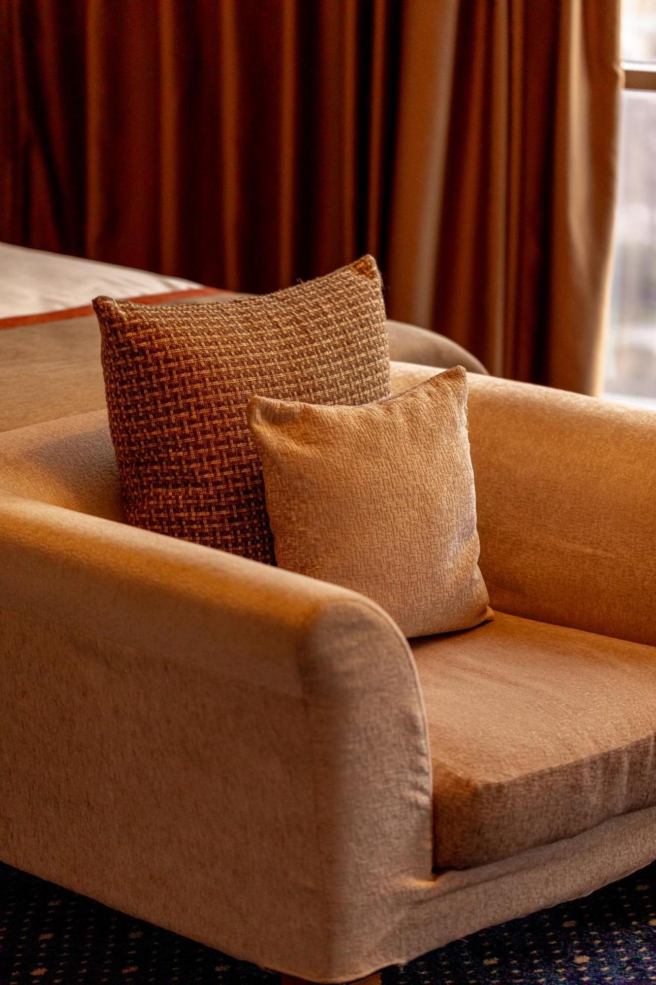 Parkside Hotel & Apartments Baky Esterno foto