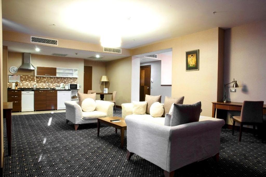 Parkside Hotel & Apartments Baky Esterno foto