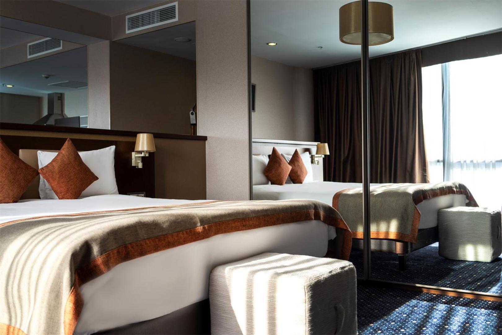 Parkside Hotel & Apartments Baky Esterno foto